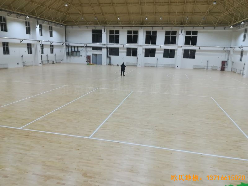 山東濟南歷城區小學(xué)運動(dòng)木地板鋪裝案例
