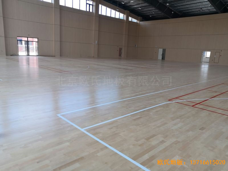 廣州永順大道鐵英中學(xué)運動(dòng)木地板鋪裝案例
