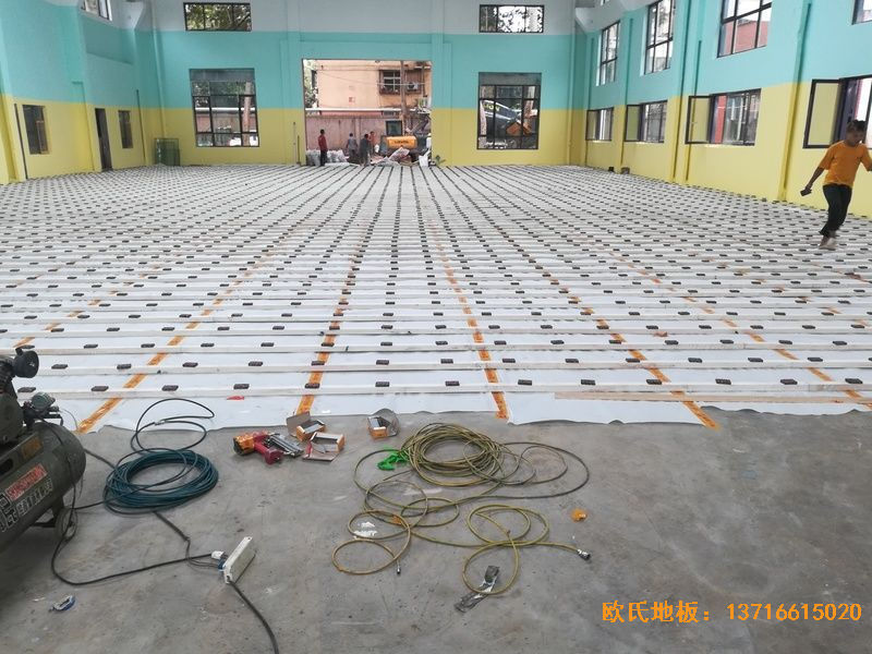 鄭州中原區酷康籃球館運動(dòng)木地板鋪裝案例