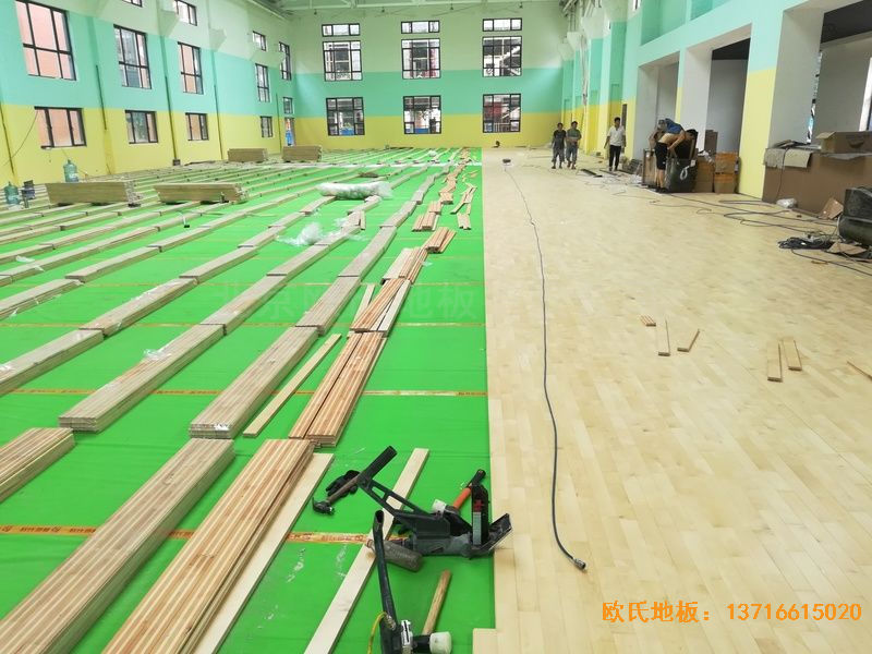 鄭州中原區酷康籃球館運動(dòng)木地板鋪裝案例