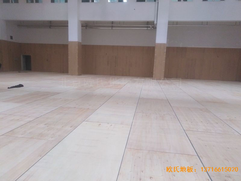 青島黃島區濱海街道中心小學(xué)體育木地板鋪裝案例