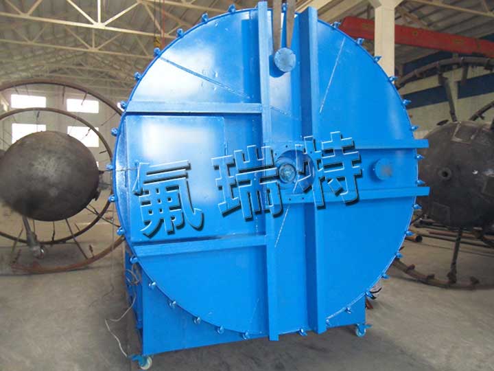 鋼襯塑儲(chǔ)罐、反應(yīng)釜