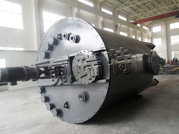 鋼襯塑儲(chǔ)罐、反應(yīng)釜