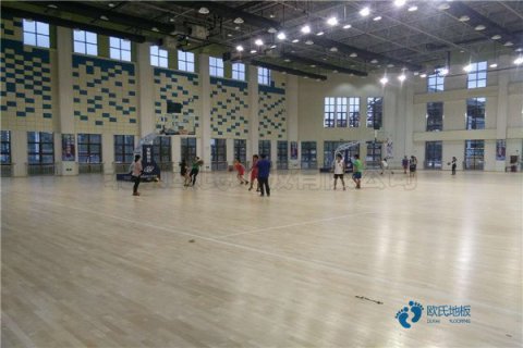 板式龍骨運動(dòng)木地板