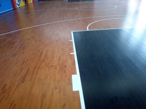 那有體育運動(dòng)木地板公司