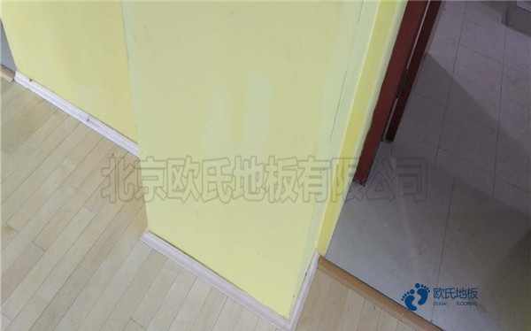 一般體育場(chǎng)館木地板施工團隊