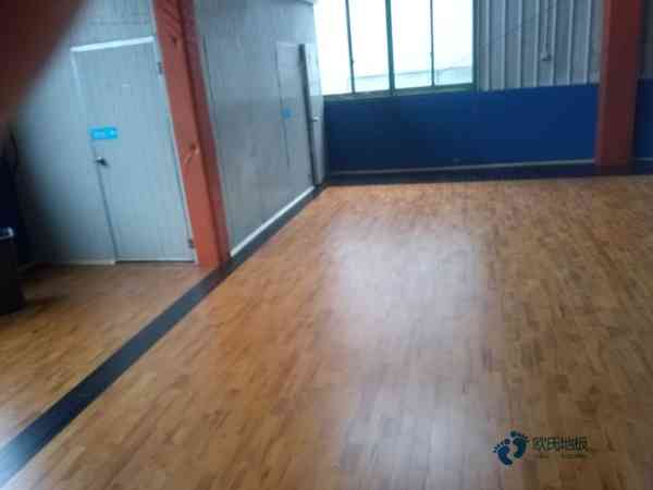 體育運動(dòng)木地板施工鋪設有哪些1