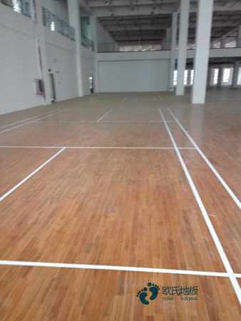籃球場(chǎng)運動(dòng)木地板施工工藝圖3