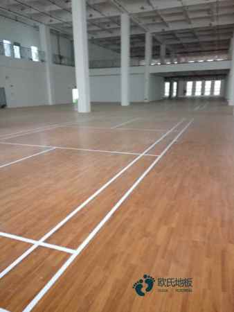 籃球場(chǎng)運動(dòng)木地板施工工藝圖1