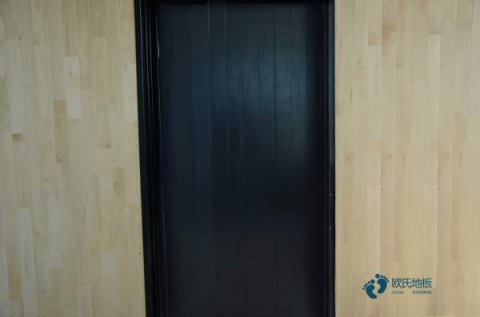 松木運動(dòng)籃球木地板哪個(gè)牌子性?xún)r(jià)比高