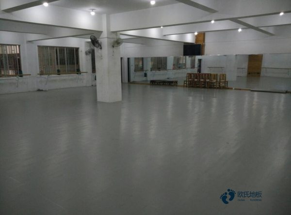 體育館運動(dòng)木地板廠(chǎng)家價(jià)格1