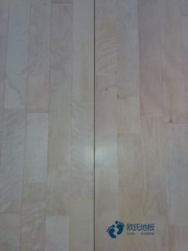 校園運動(dòng)籃球木地板施工價(jià)格