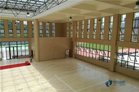 中學(xué)運動(dòng)館地板施工步驟